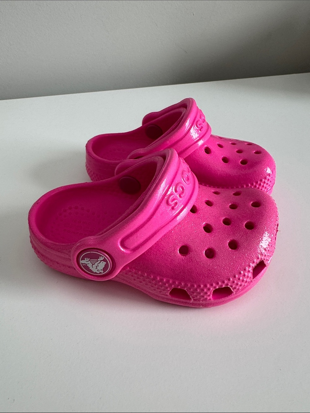 CROCS Kids Bright Pink Classic Clog